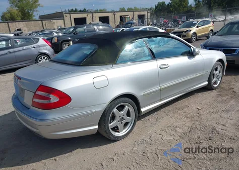 2004 Mercedes-Benz Clk 500 из США, поврежденный, VIN WDBTK75G74T026443